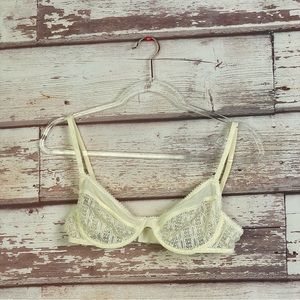 Intimissimi cream lace intimate bra